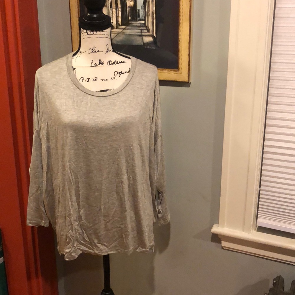 24Seven Dolman Maternity Top (Medium)